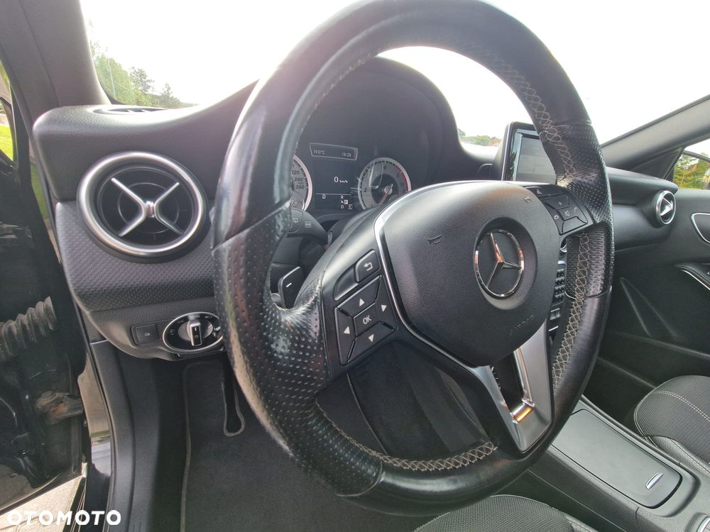 Mercedes-Benz Klasa A 180 CDI (BlueEFFICIENCY) 7G-DCT Urban - 20