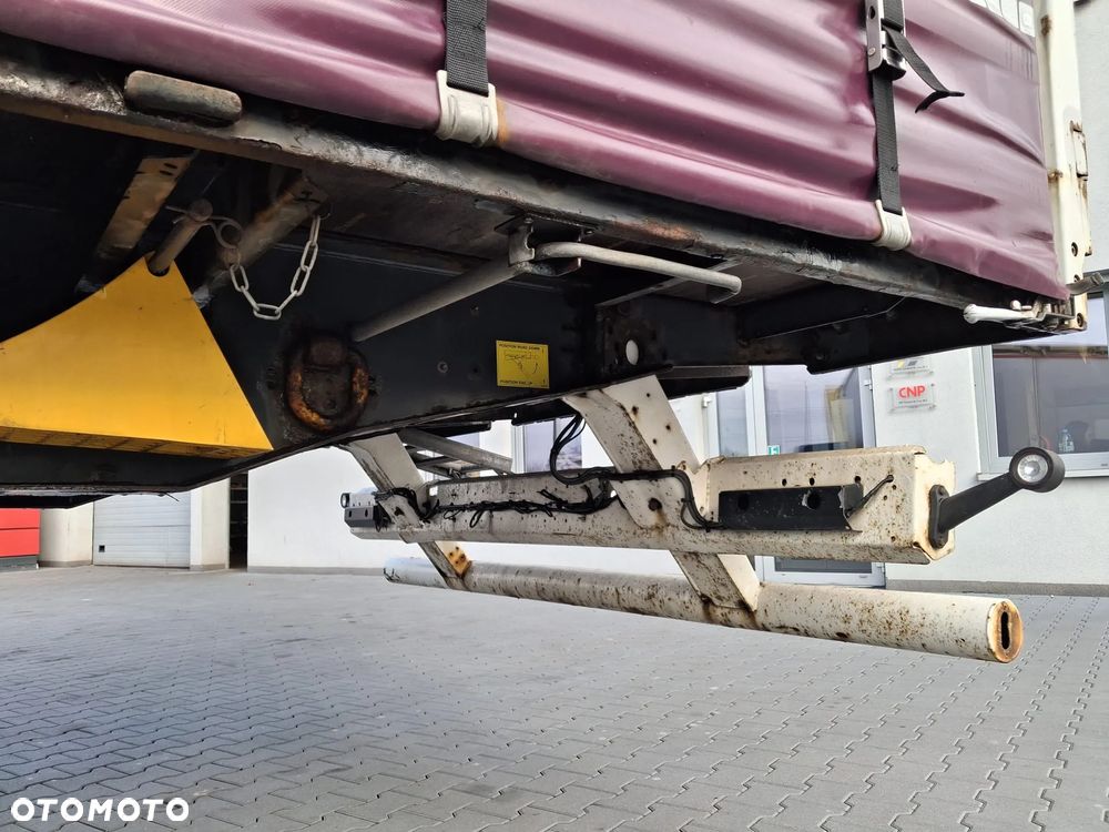 Krone Standard, Firanka, Mocowania promowe, Podnoszony zderzak - 7