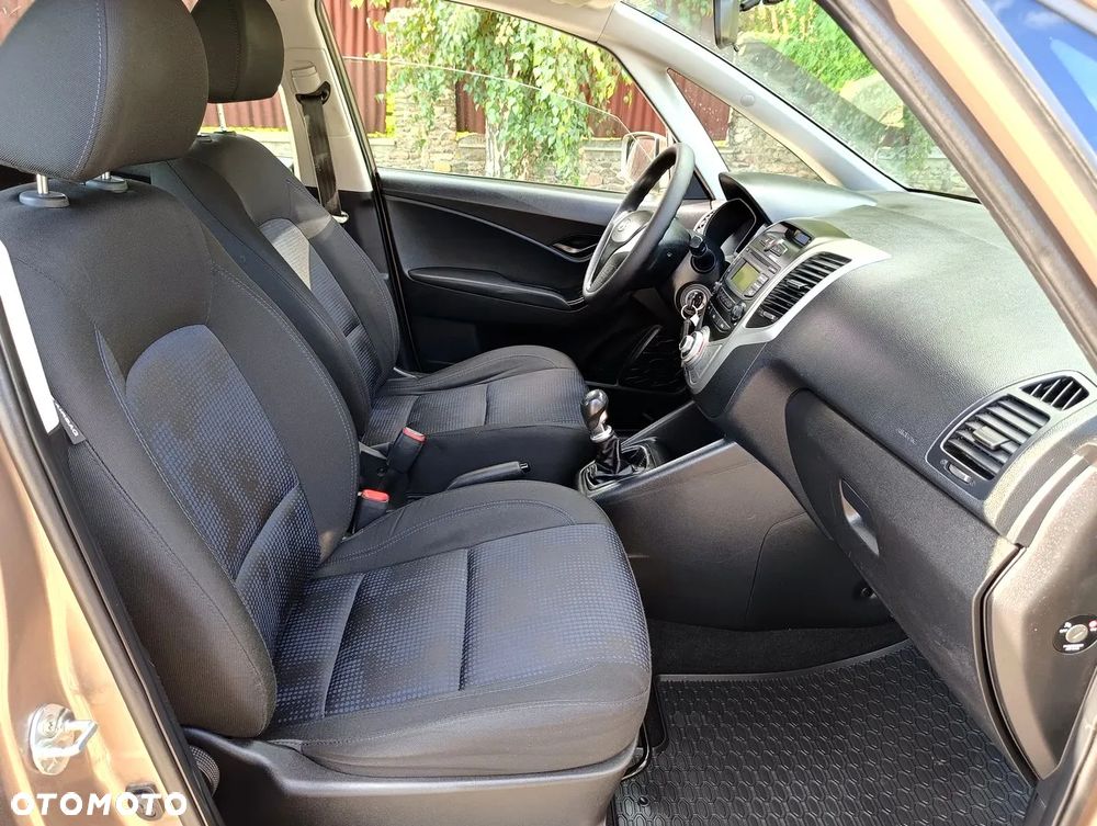 Hyundai ix20 1.4 BlueDrive Comfort - 22