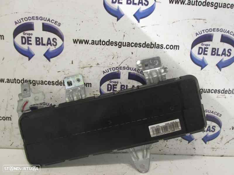 AIRBAG LATERAL ESQUERDO MERCEDES-BENZ CLK BM 209 COUPE - 1