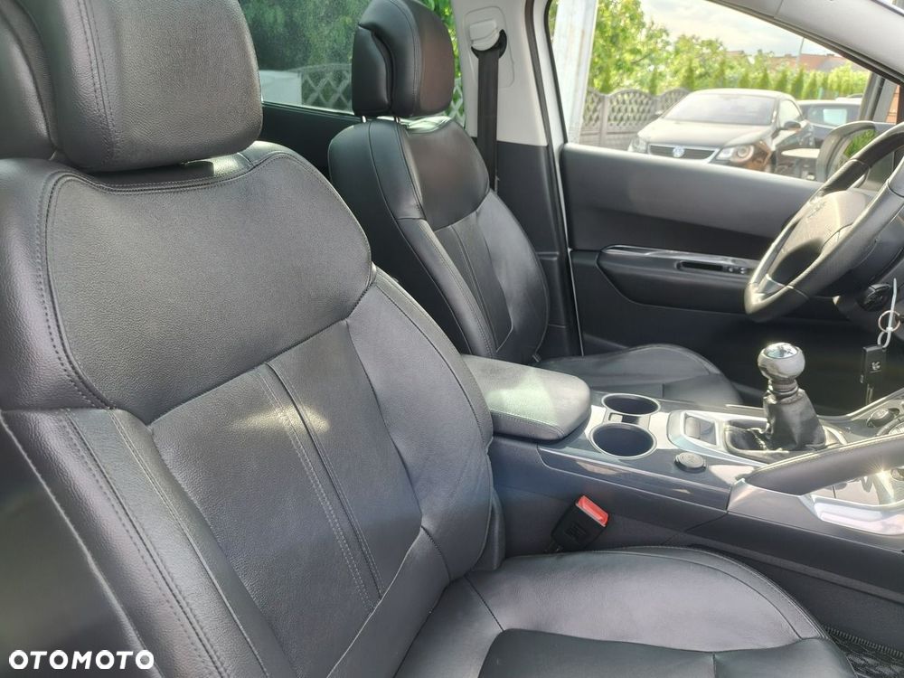 Peugeot 3008 HDi FAP 150 Family - 22