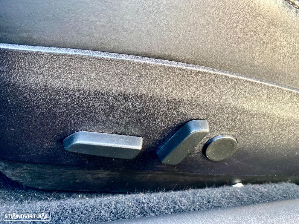 Tesla Model 3 AWD Dual Motor Performance - 11