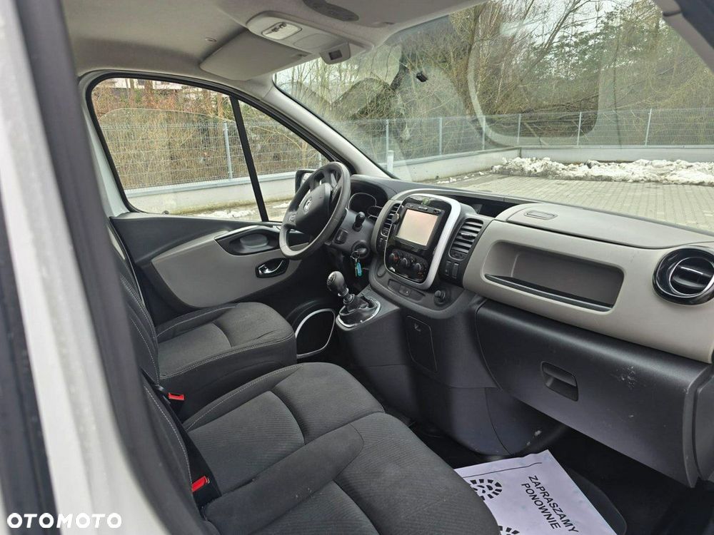 Renault Trafic - 22