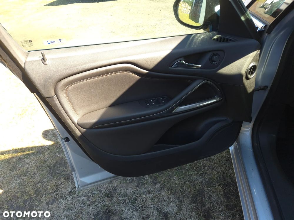 Opel Zafira Tourer 2.0 CDTI ecoFLEX Start/Stop Business Innovation - 18