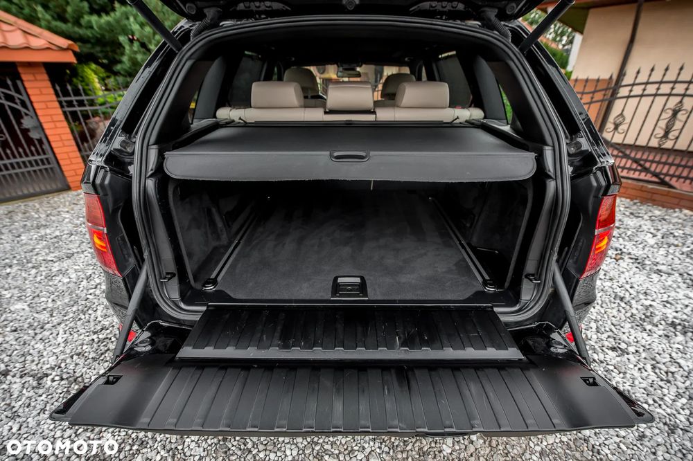 BMW X5 xDrive40d - 14