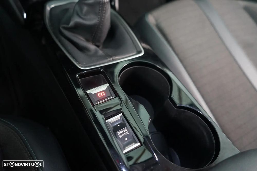 Peugeot 2008 1.2 PureTech Allure - 30
