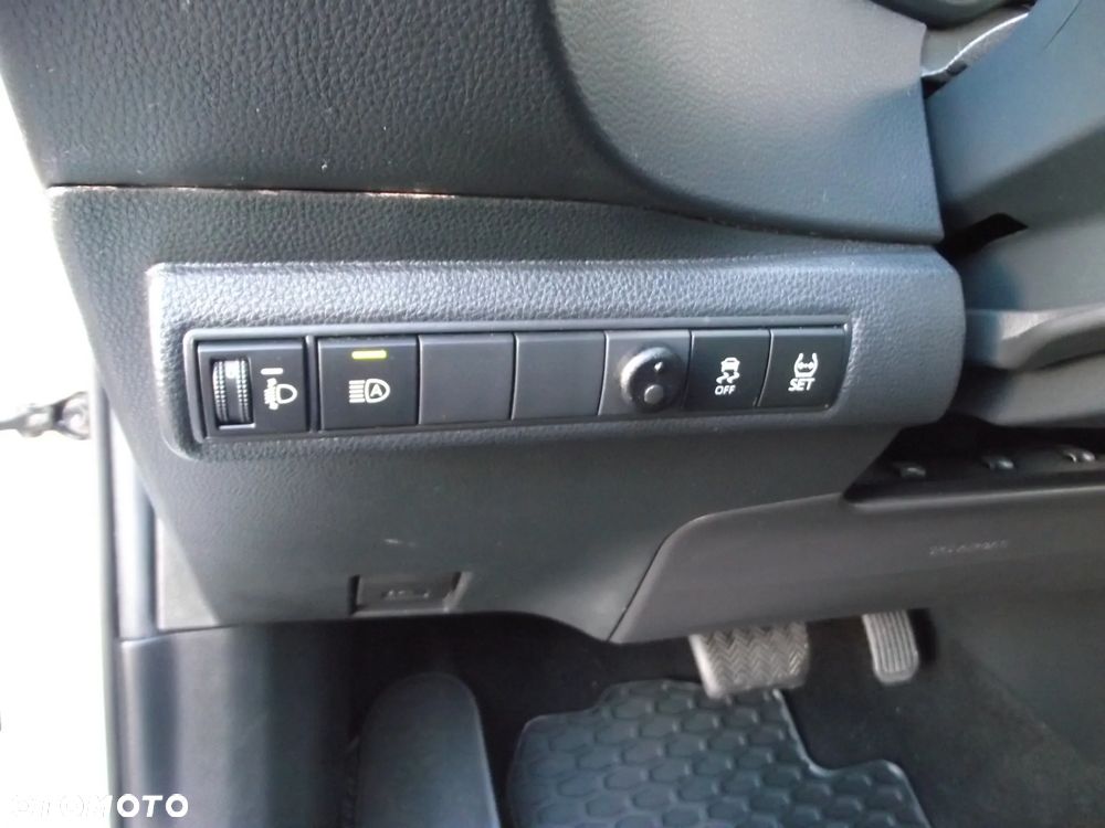 Toyota Corolla 1.8 Hybrid Active - 22