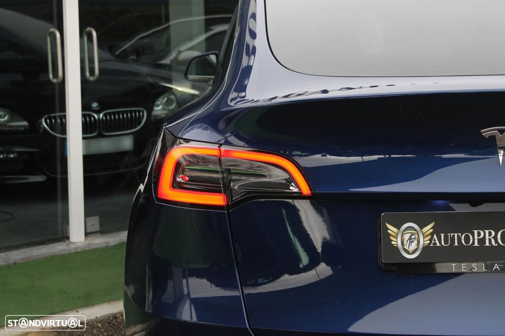 Tesla Model Y Tração Traseira - 43