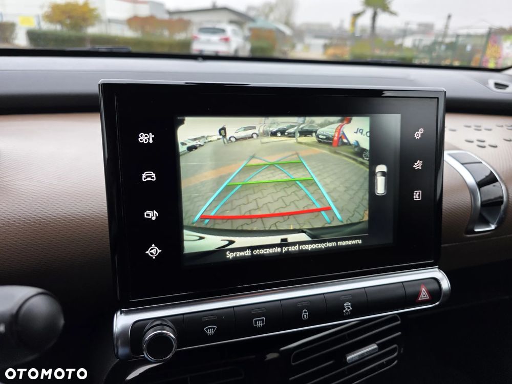 Citroën C4 Cactus 1.2 PureTech Shine Edition S&S - 8