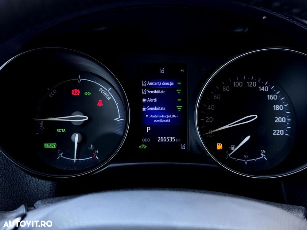 Toyota C-HR - 12