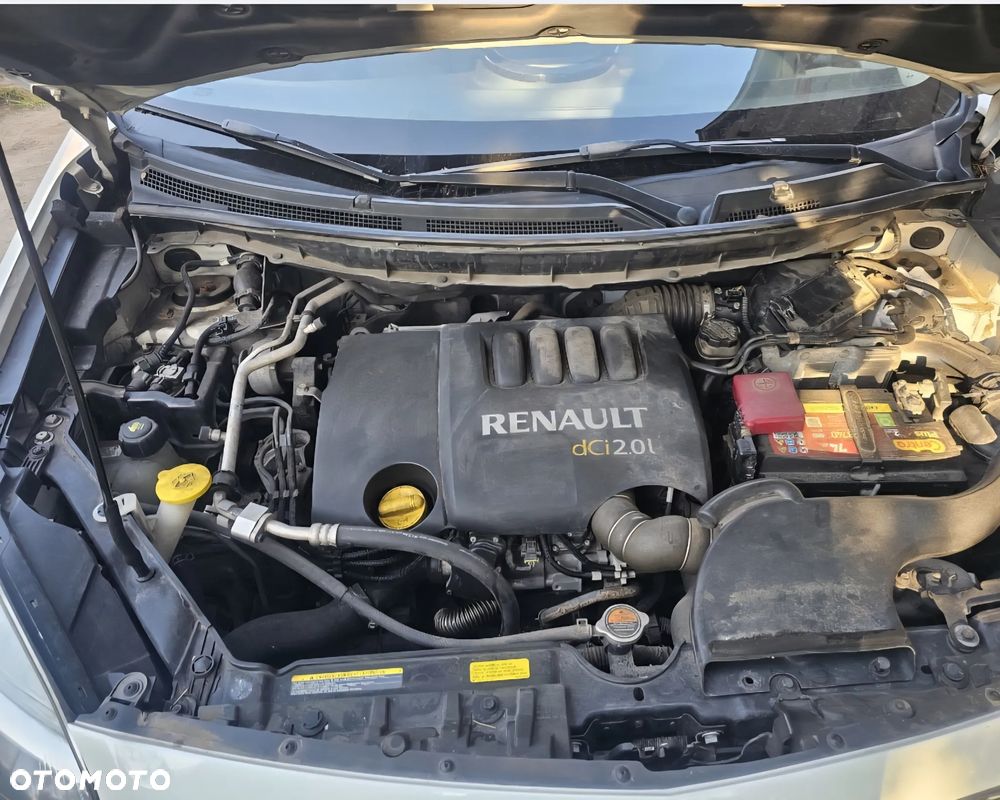 Renault Koleos ver-dci-150-fap-4x4-night-and-day - 7