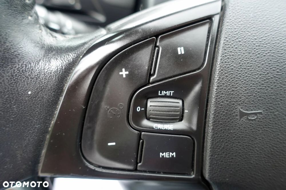 Citroën C4 Grand Picasso 1.6 e-HDi Attraction - 25