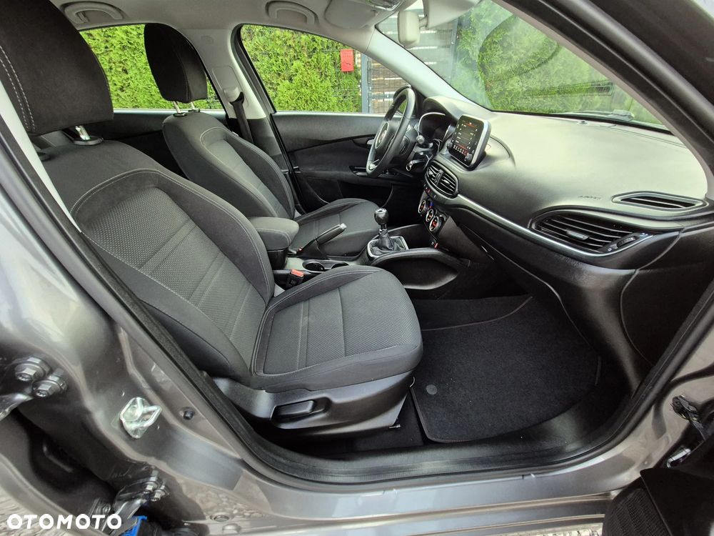 Fiat Tipo 1.4 T-Jet Business Line - 32