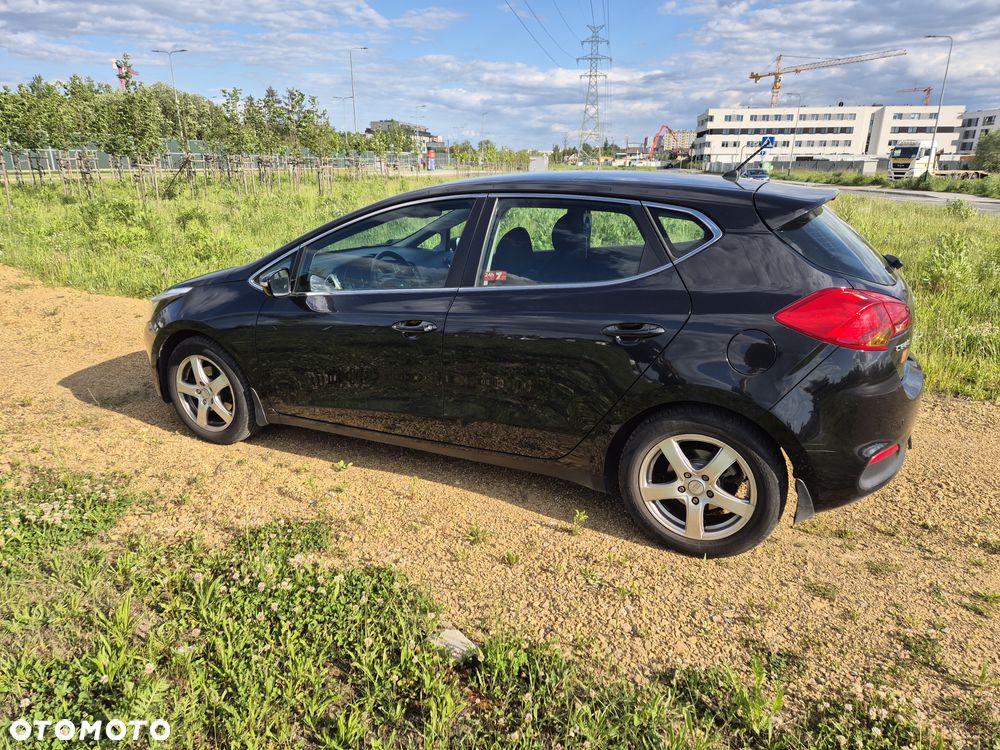 Kia Ceed 1.6 GDI L - 9