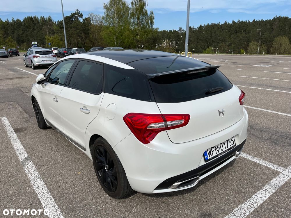 Citroën DS5 HDi 165 SportChic - 8