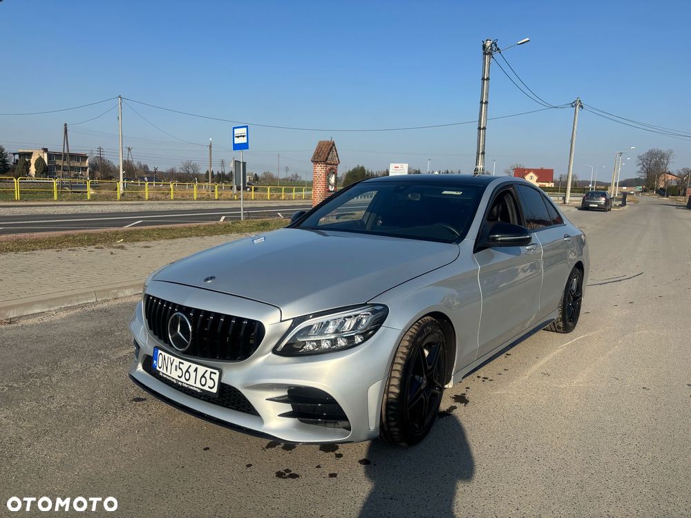 Mercedes-Benz Klasa C 300 9G-TRONIC AMG Line - 6