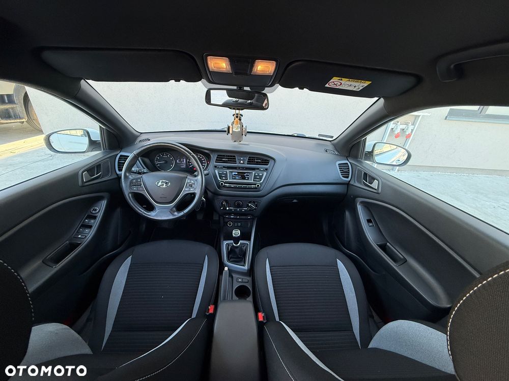 Hyundai i20 1.2 Comfort - 27