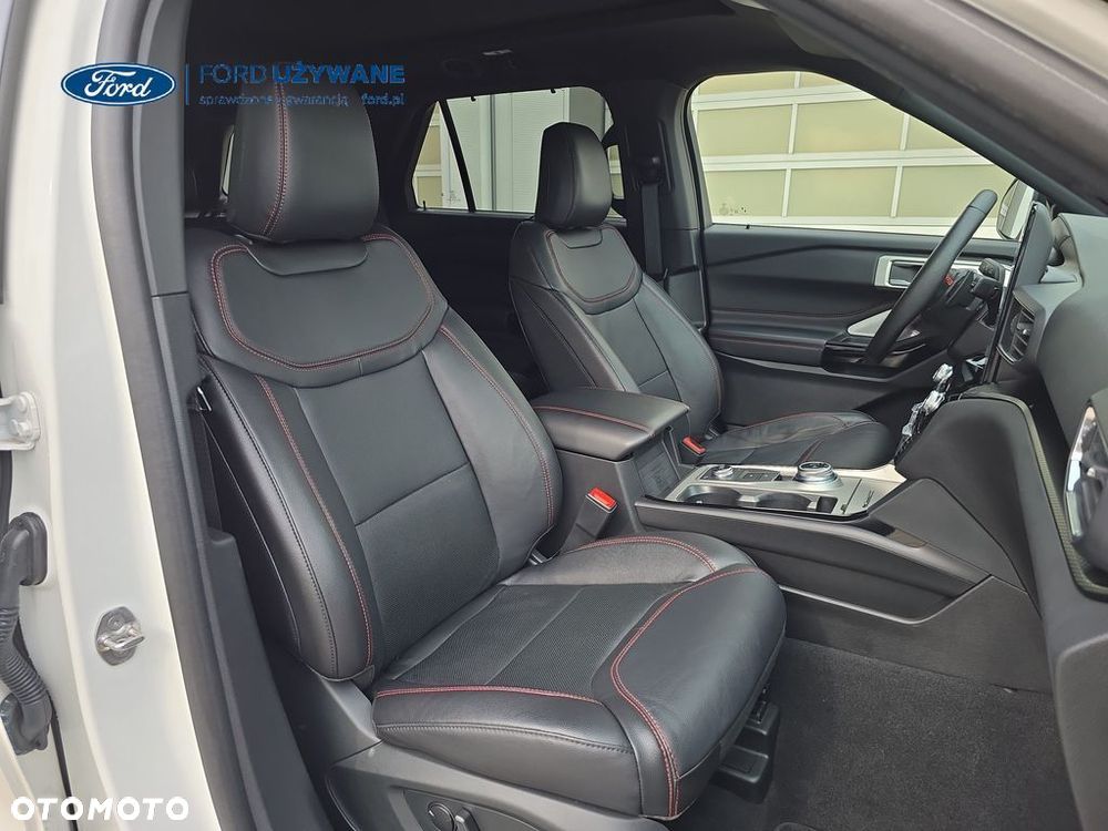 Ford Explorer - 15
