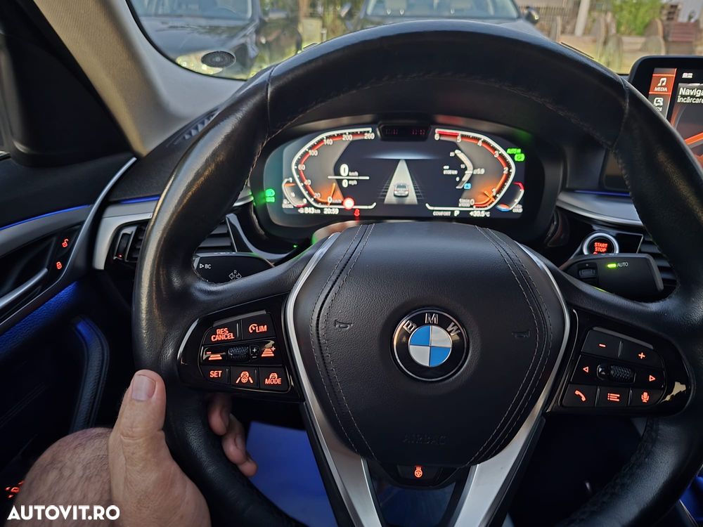 BMW 5 Series 2021 — imagine 7
