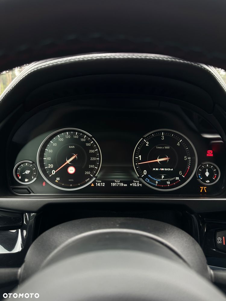 BMW X6 M50d - 13