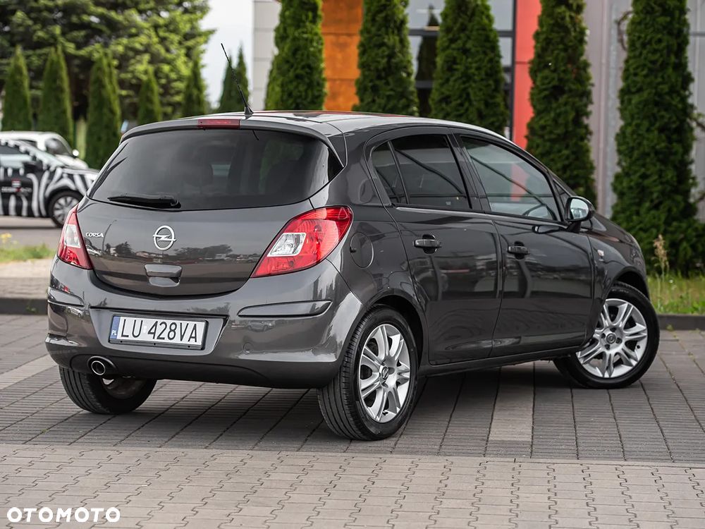 Opel Corsa 1.4 16V Innovation - 7