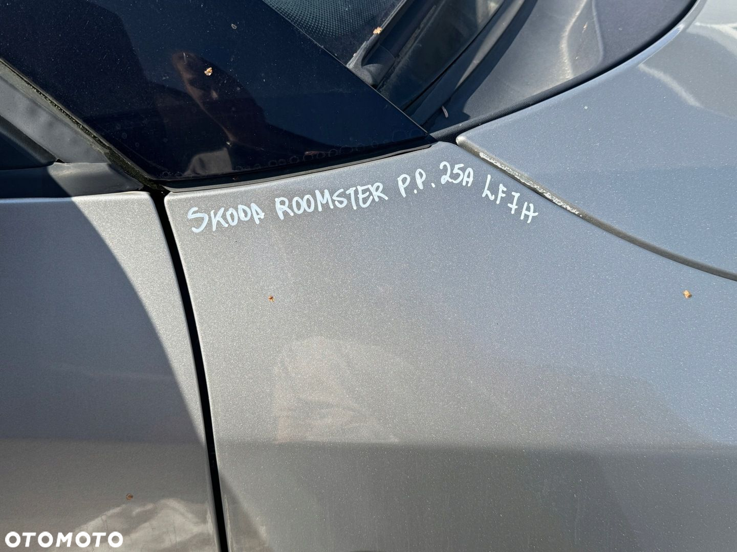 SKODA ROOMSTER I BŁOTNIK PRAWY PRZEDNI PRZÓD LF8A - 3