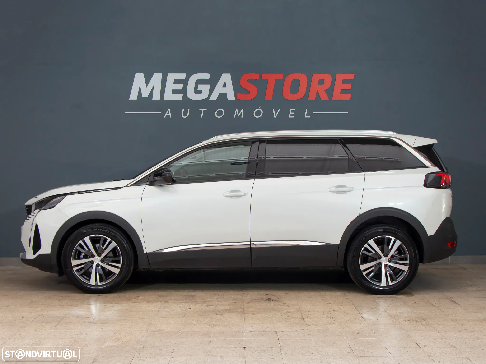 Peugeot 5008 1.2 PureTech Allure EAT8 - 4