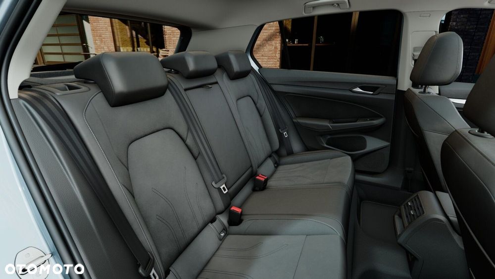 Volkswagen Golf - 12