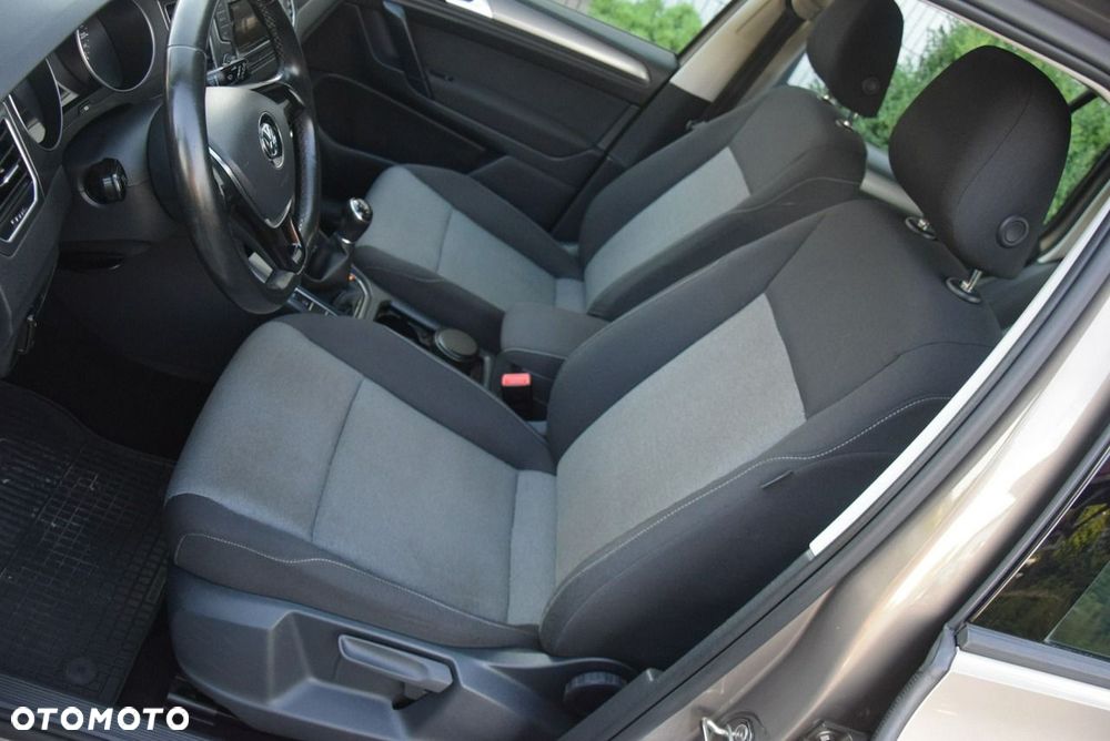 Volkswagen Golf Sportsvan - 29