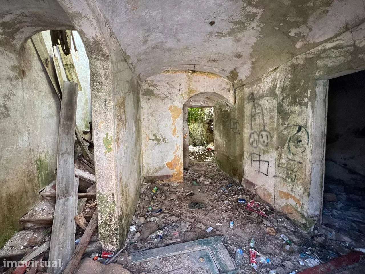 Moradia com 180m2 para reabilitar em Alcáçovas - Grande imagem: 2/7