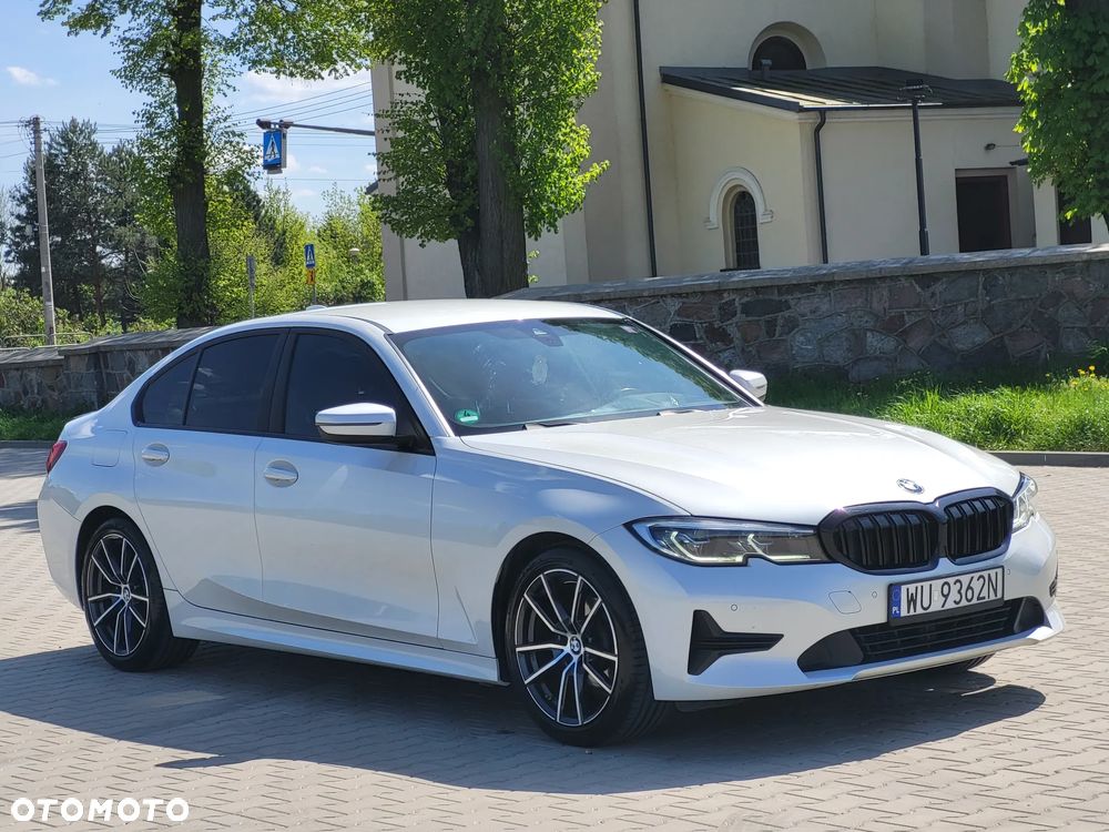 BMW Seria 3 318d Sport Line - 5