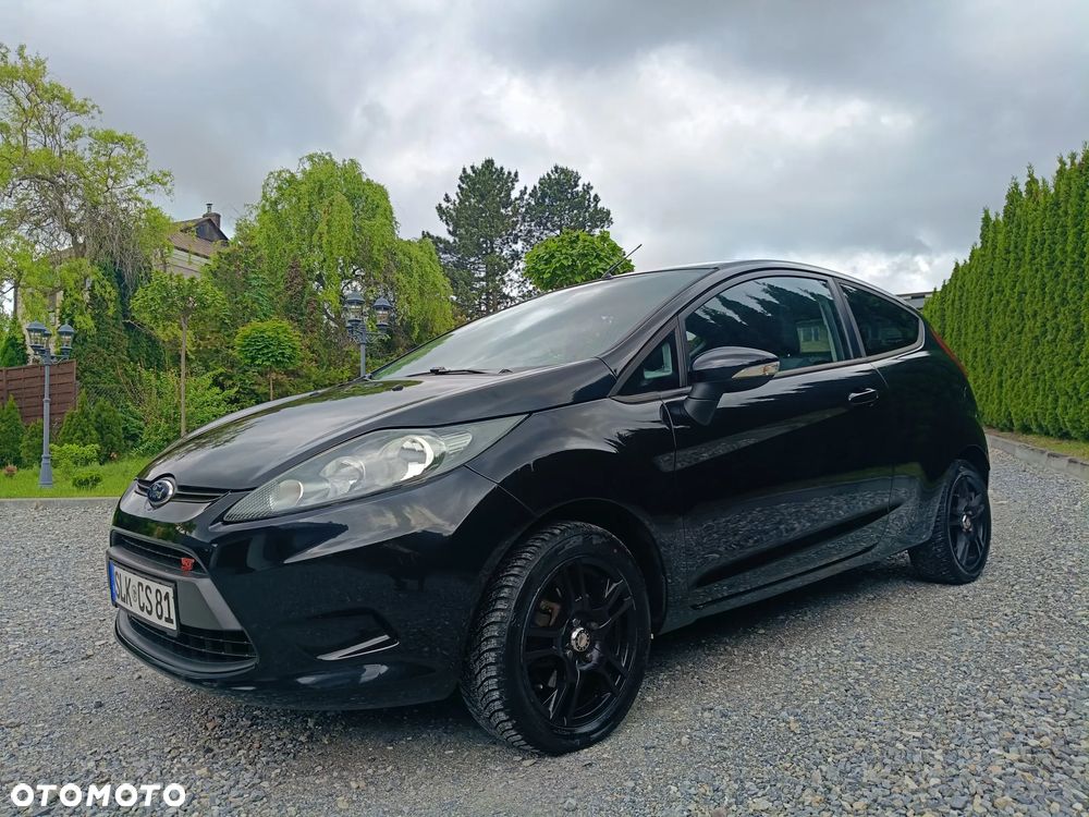 Ford Fiesta - 24