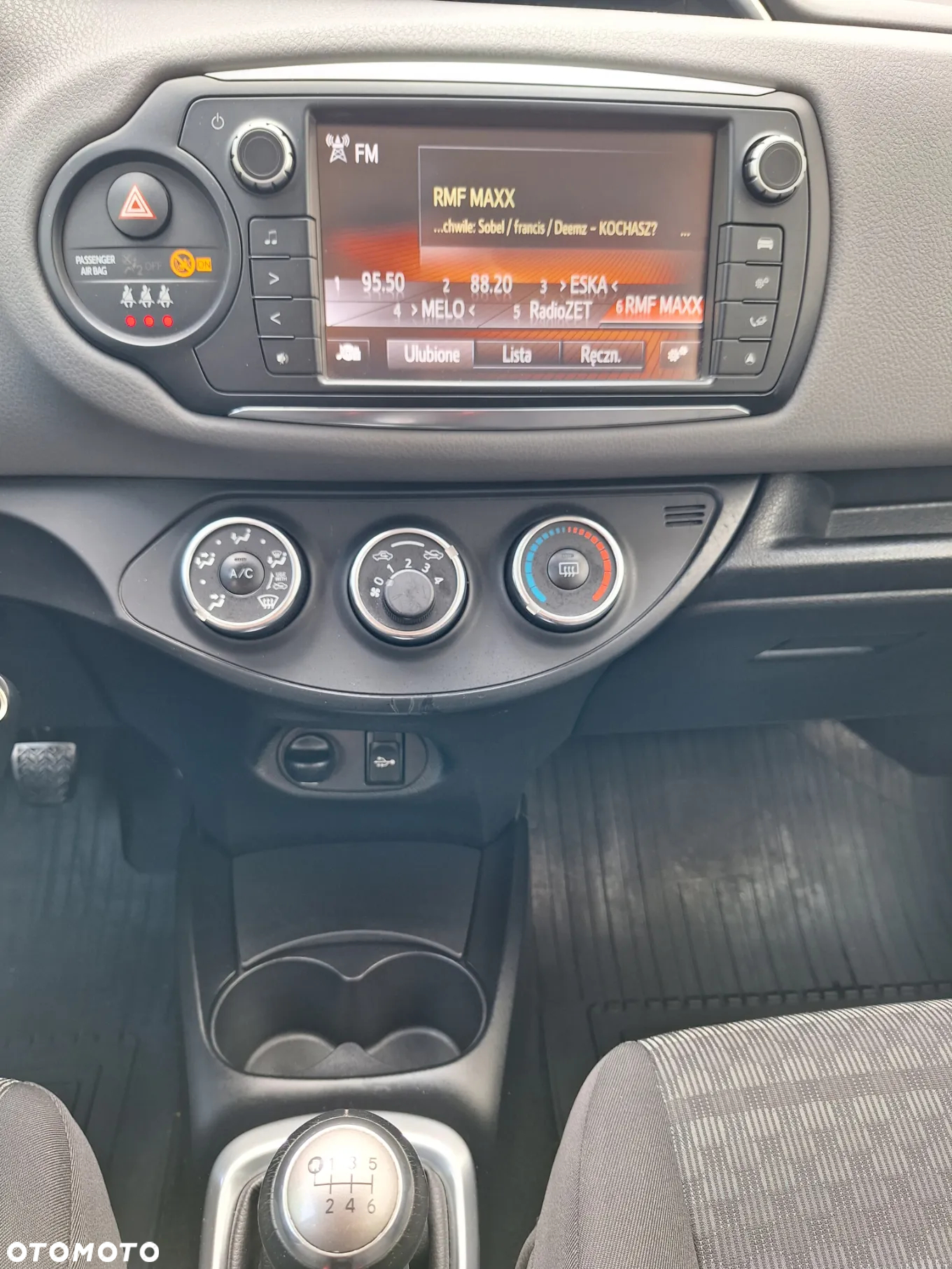 Toyota Yaris 1.33 Premium - 18