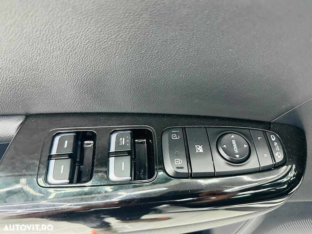 Kia Sportage 1.7 CRDI 2WD ISG Aut. Spirit - 11