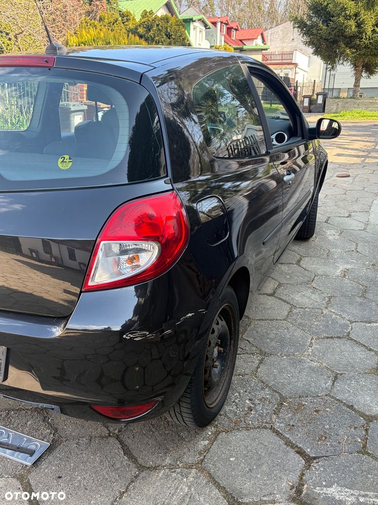 Renault Clio 1.2 16V Dynamique - 4