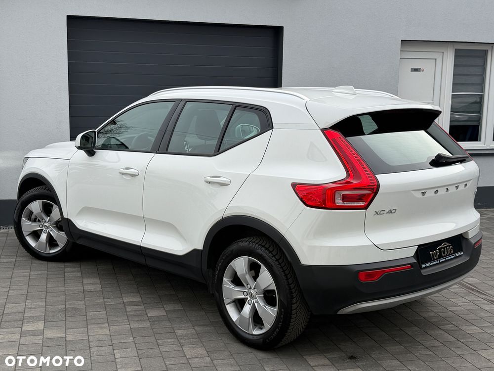 Volvo XC 40 B4 B DKG Momentum Pro - 24