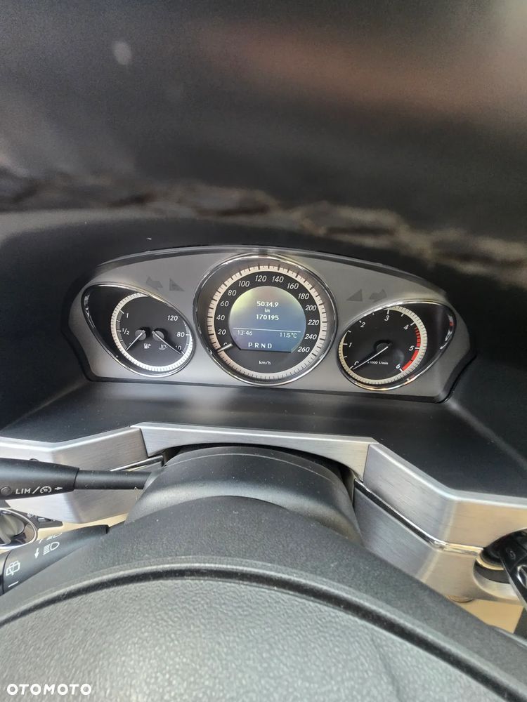 Mercedes-Benz GLK 220 CDI 4Matic (BlueEFFICIENCY) 7G-TRONIC - 22