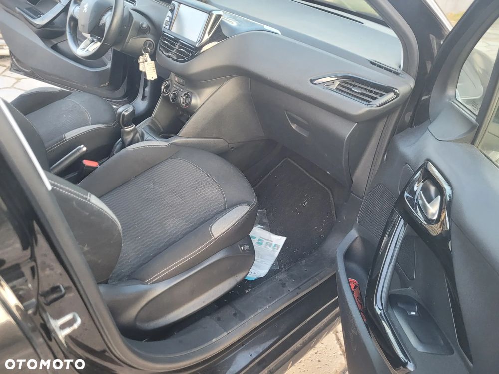 Peugeot 208 Blue-HDi 100 Stop&Start Allure - 20