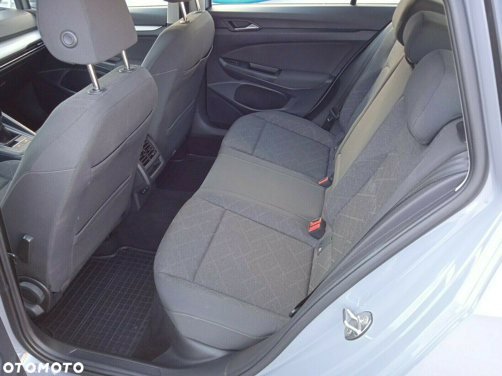 Volkswagen Golf VIII 1.5 TSI EVO Life - 10