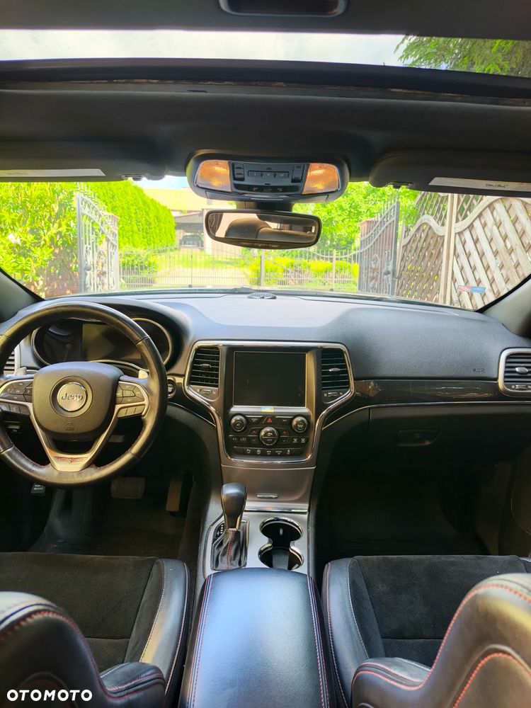 Jeep Grand Cherokee - 10