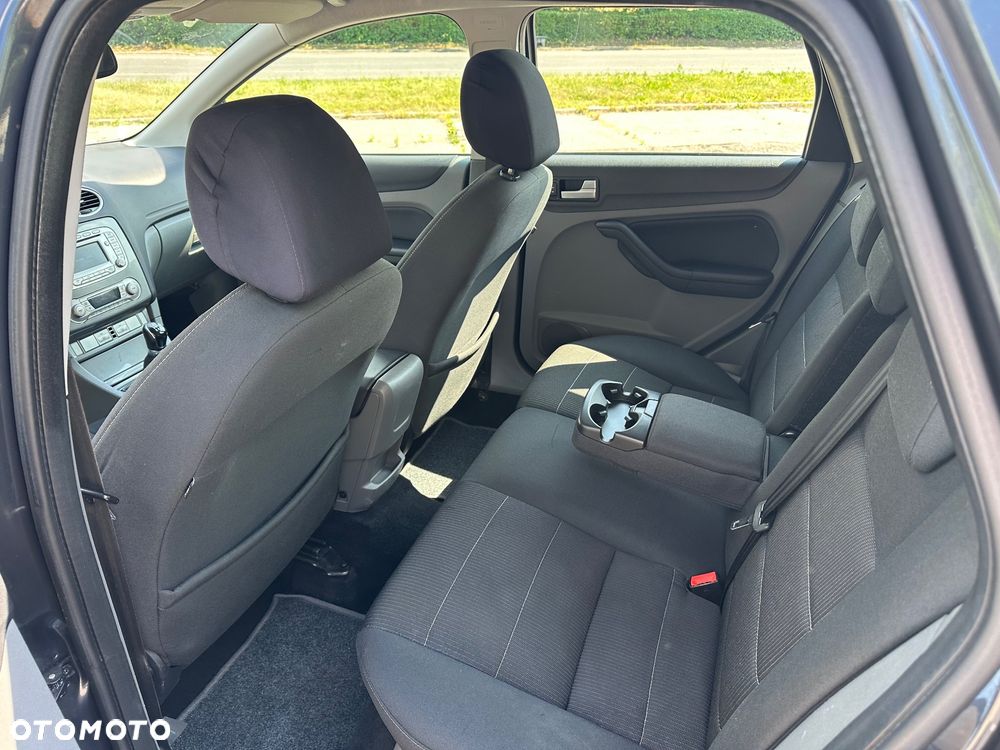 Ford Focus 1.8 Titanium - 17