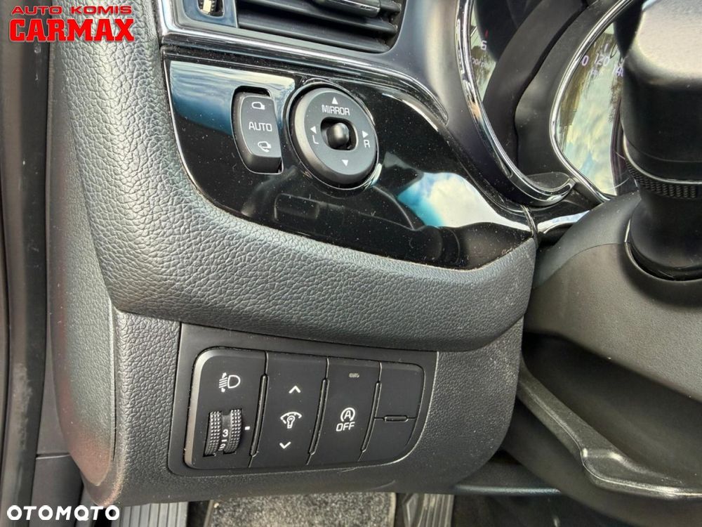 Kia Ceed - 21
