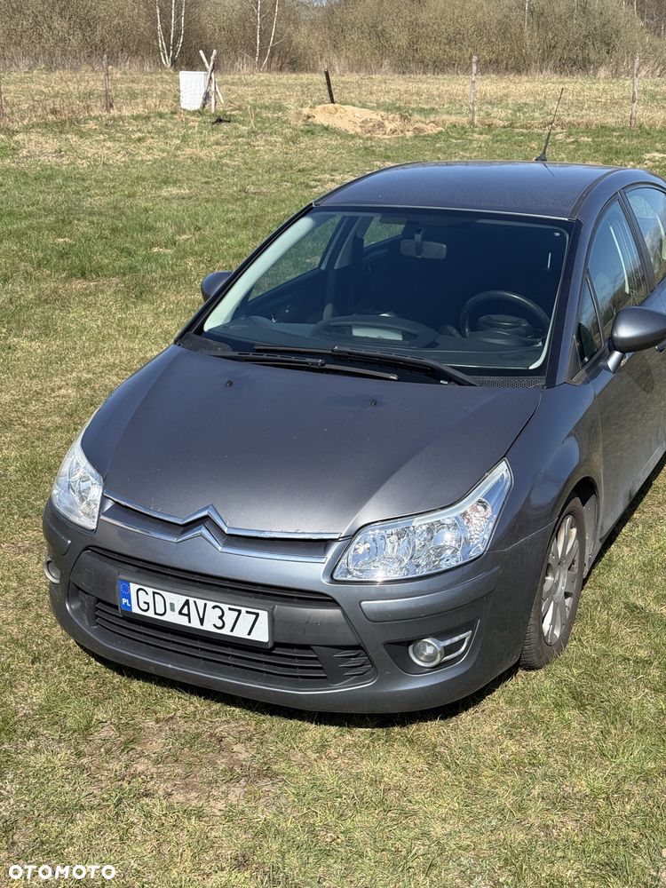 Citroën C4 2.0 HDi FAP Exclusive - 4