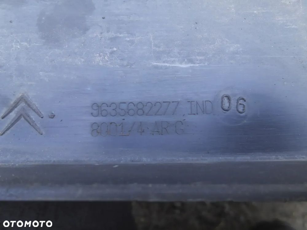 Nakładka progu tył LEWY TYŁ Citroen C5 9635682277 POSIADAM 3 SZT - 3