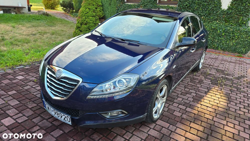 Lancia Delta 1.8 T-Jet Platino Sportronic - 1