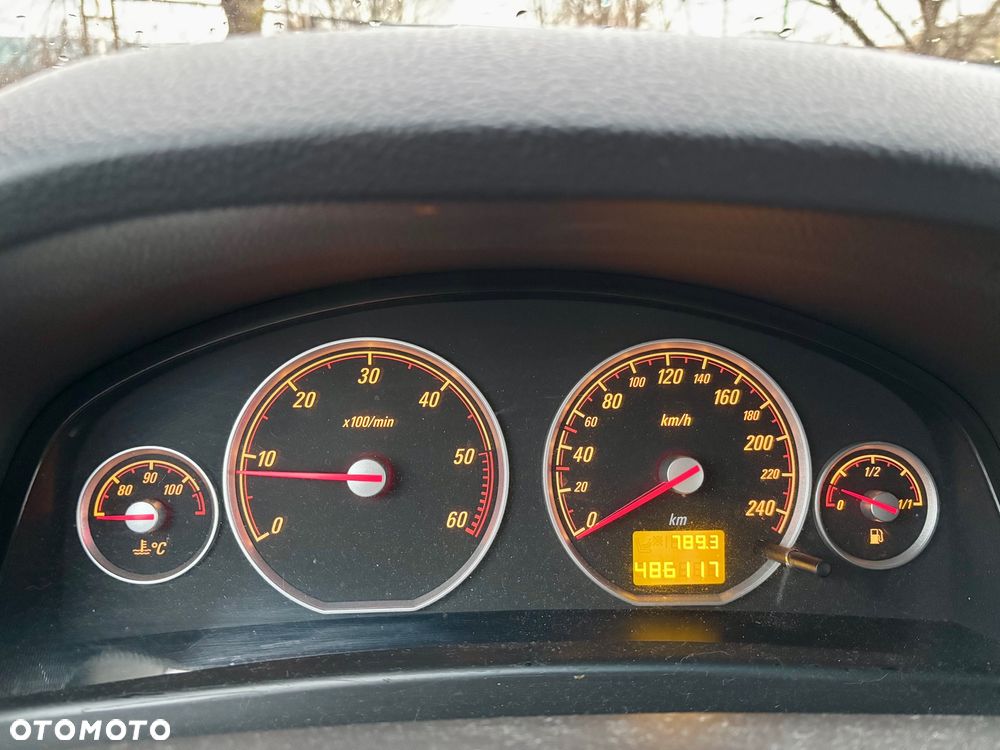 Opel Vectra 1.9 CDTI Cosmo - 17