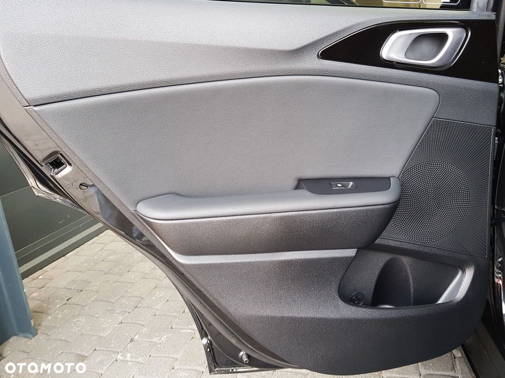 Kia XCeed 1.6 T-GDI GT-Line DCT - 24