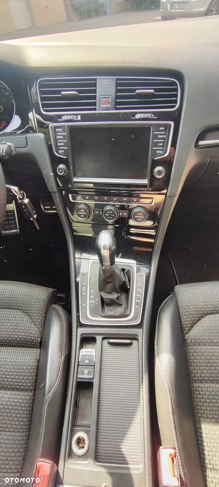 Volkswagen Golf 2.0 TDI SCR DSG Highline - 16