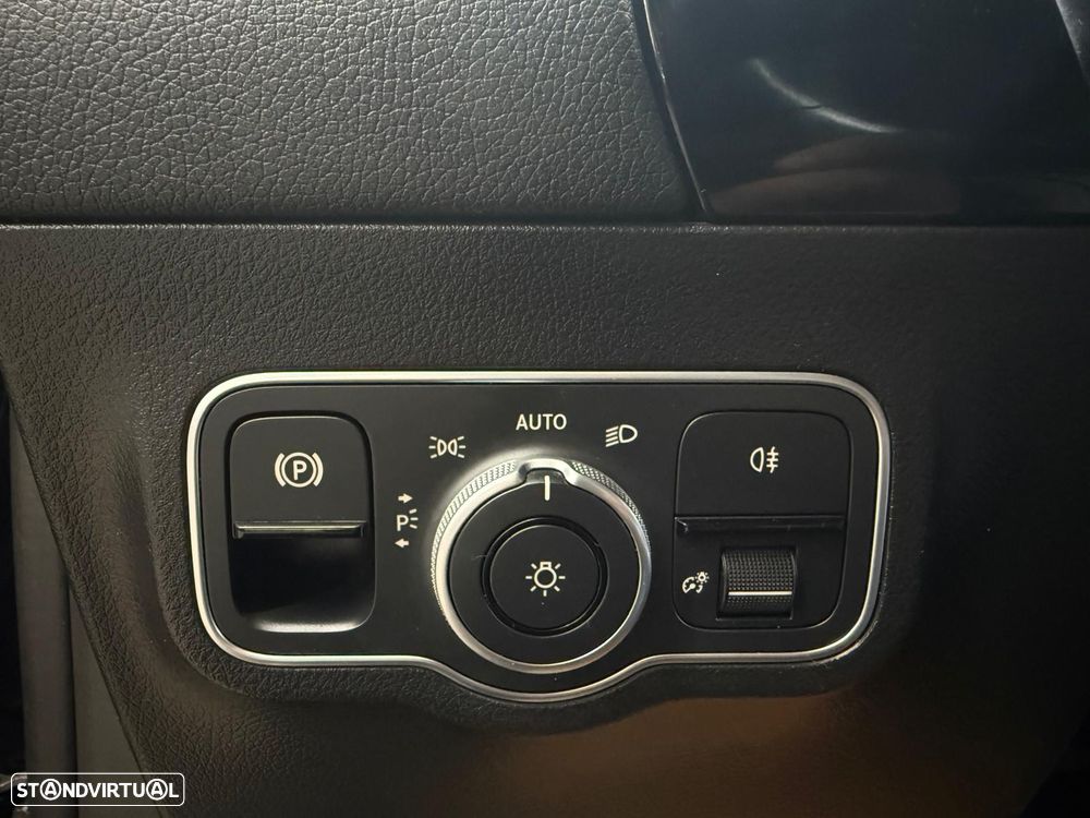 Mercedes-Benz B 180 d Progressive Aut. - 35