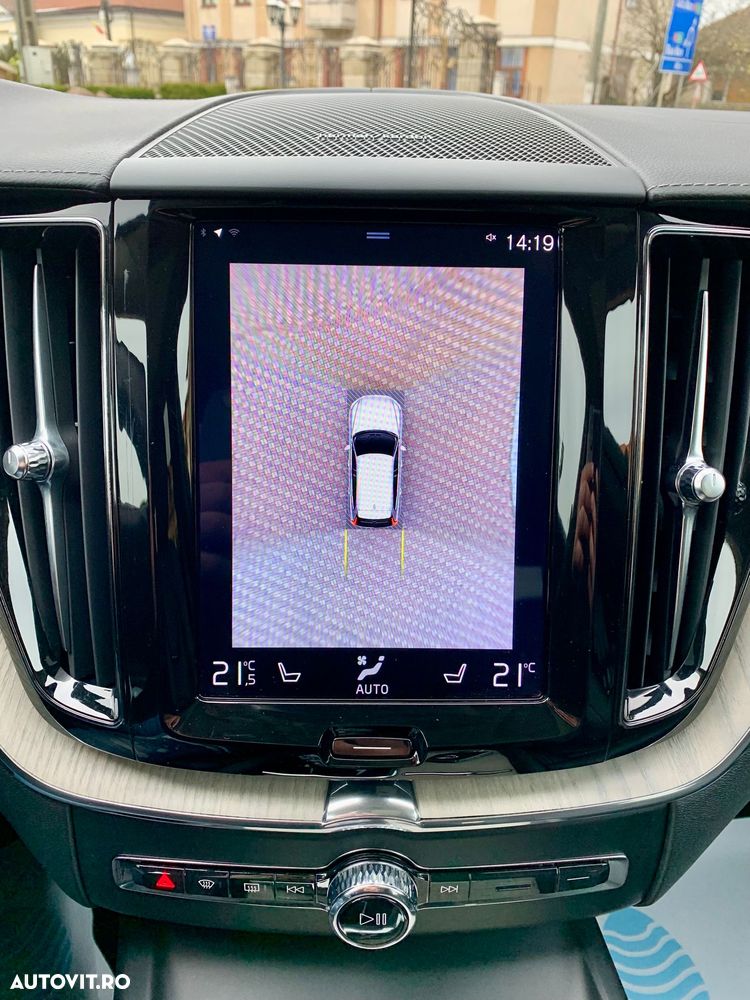 Volvo XC 60 Recharge T8 Twin Engine eAWD Inscription - 24